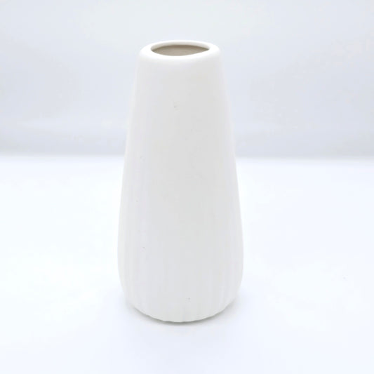 Ribbed Ceramic Flower Vase #V34