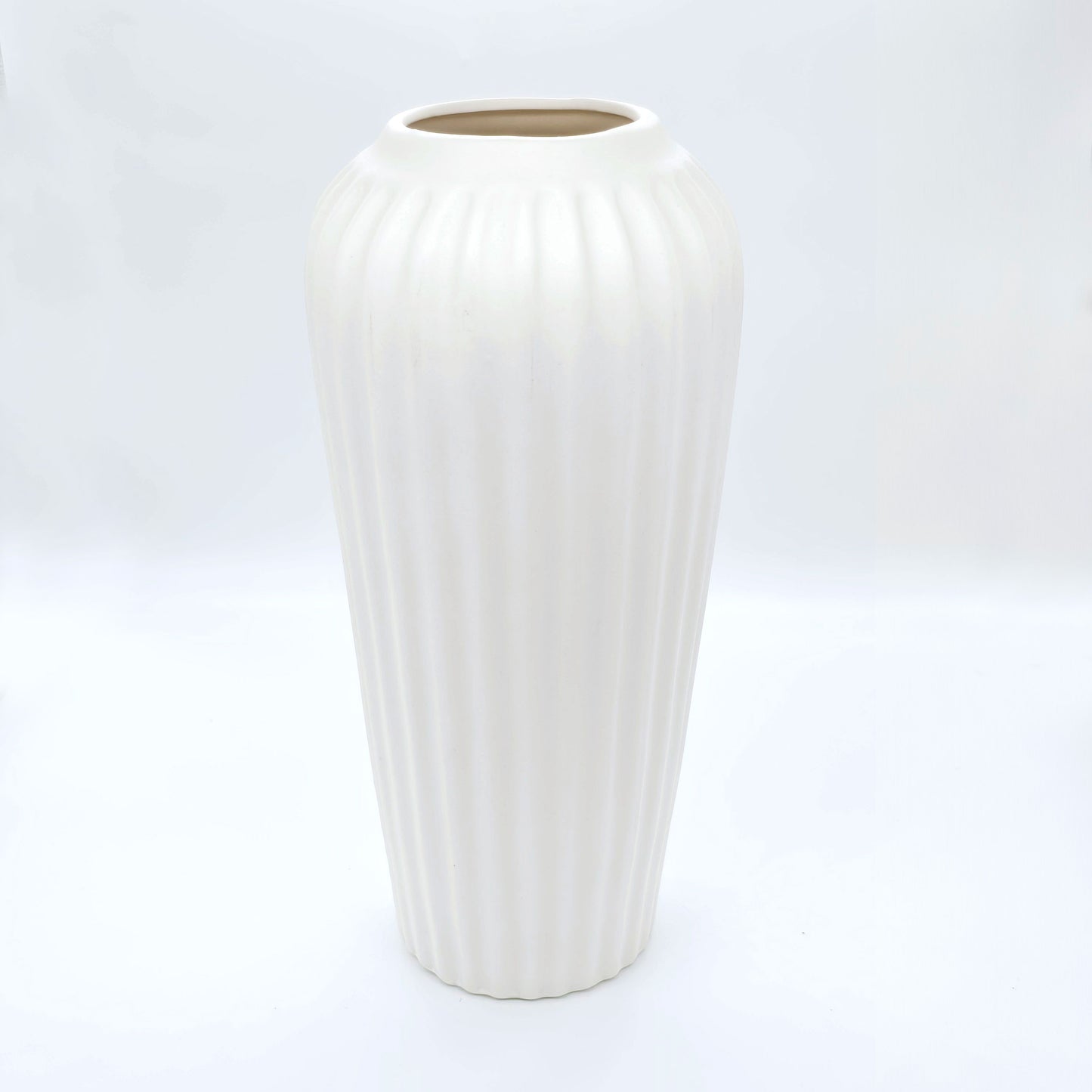 Ribbed Ceramic Flower Vase #V43