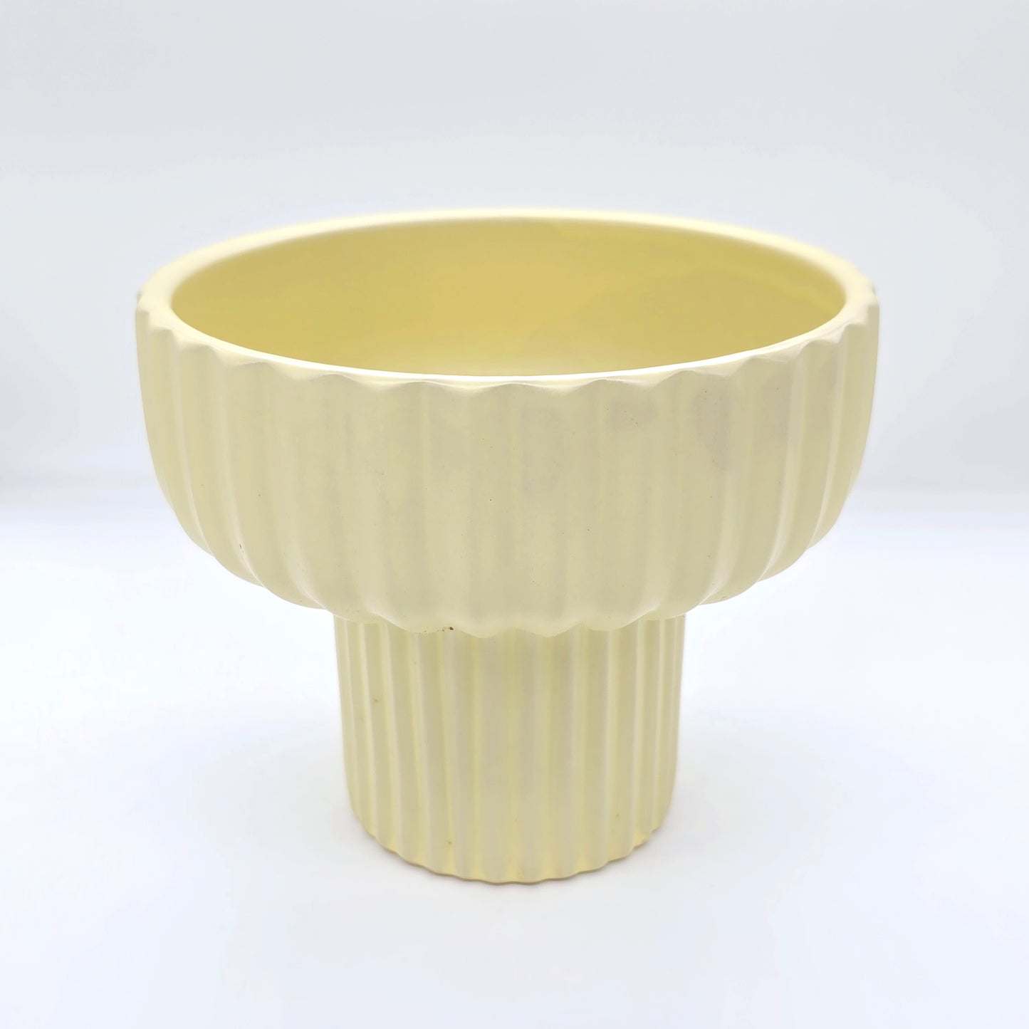 Ribbed Ceramic Flower Vase #V4