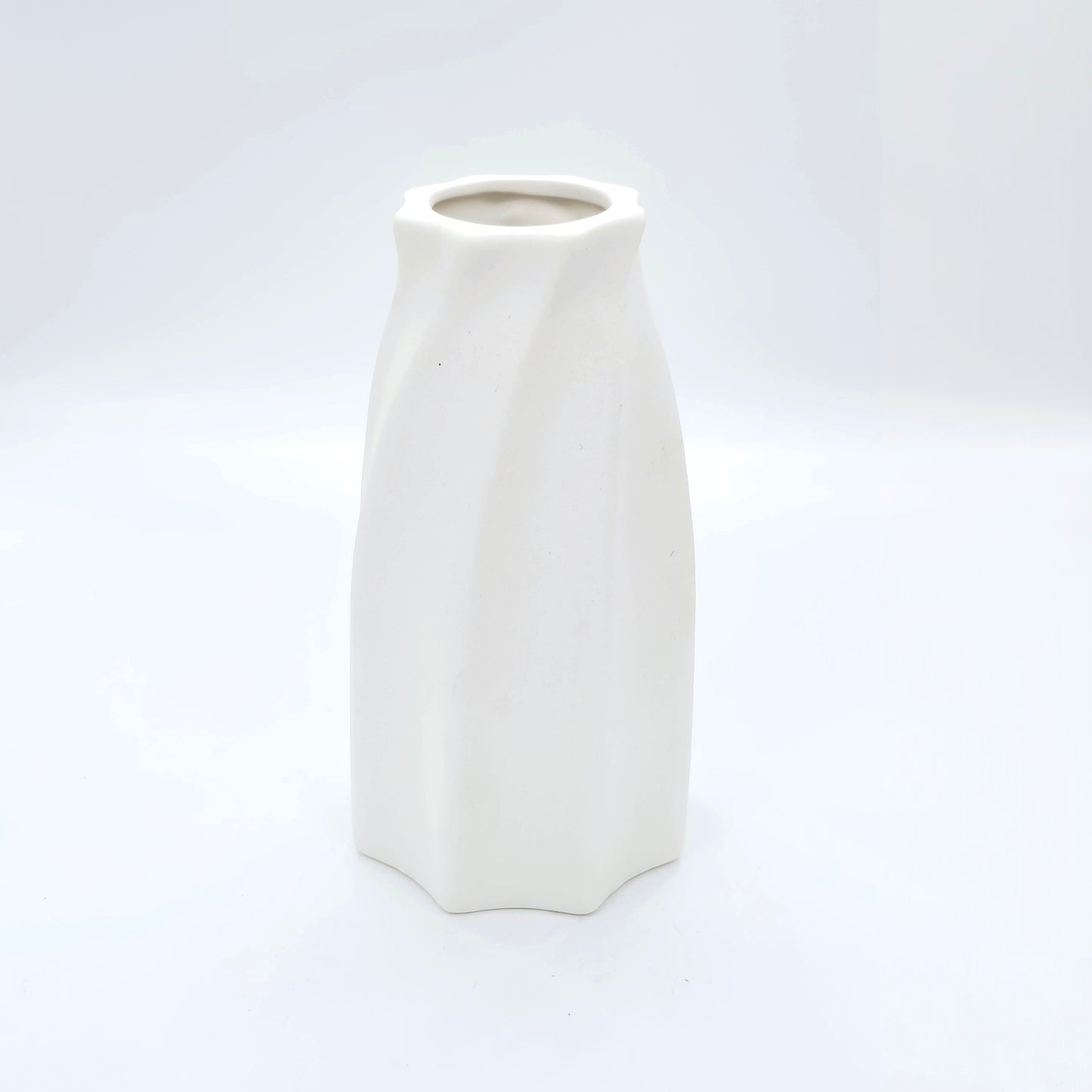 Geometric Ceramic Flower Vase #V60