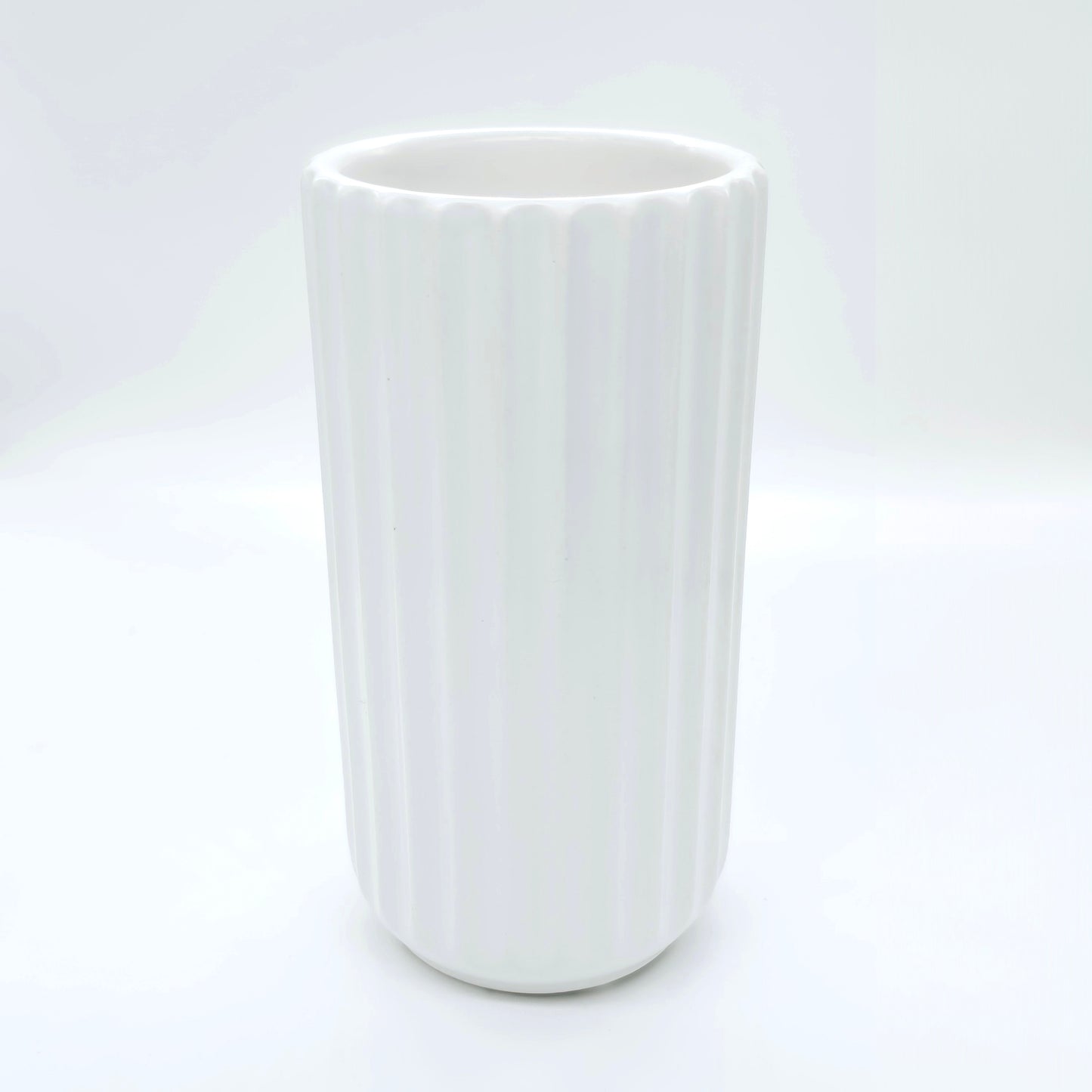 Ribbed Ceramic Flower Vase #V65