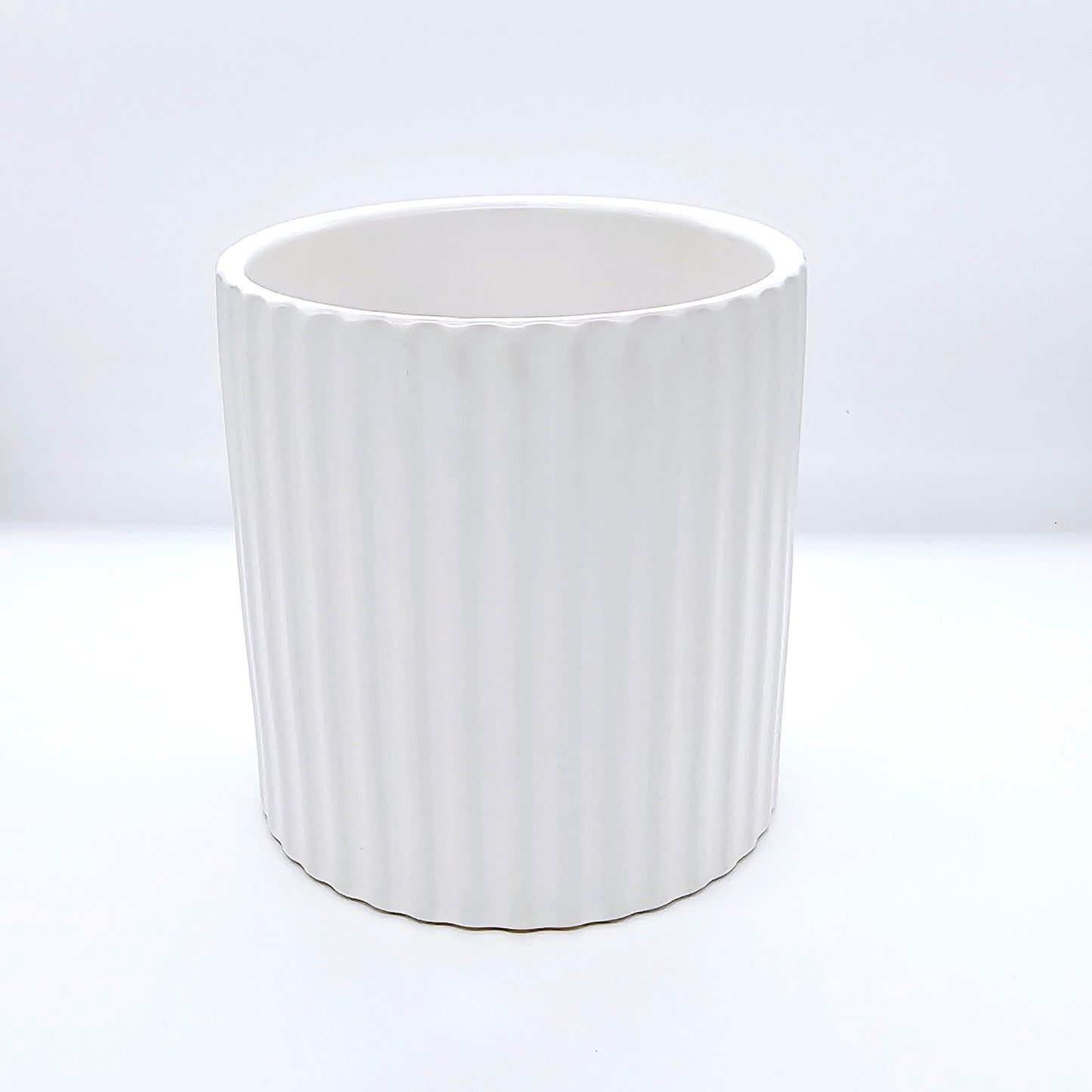 Ribbed Ceramic Pot #V9