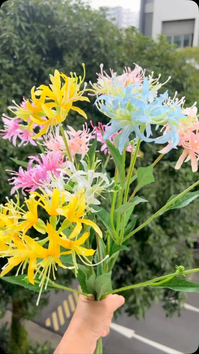 Handmade lily bouquet