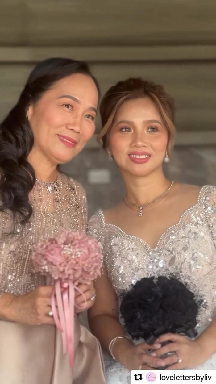 A mother–daughter moment